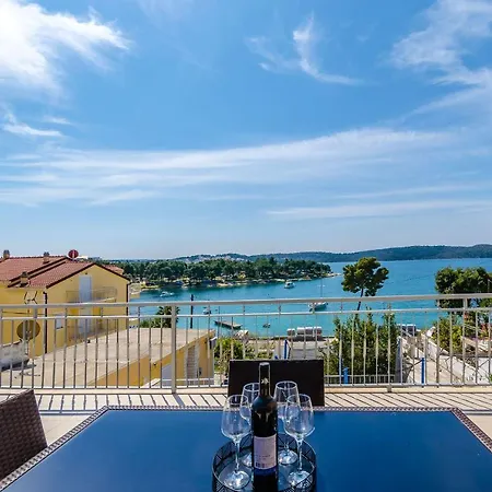 Rizza Apartman Trogir